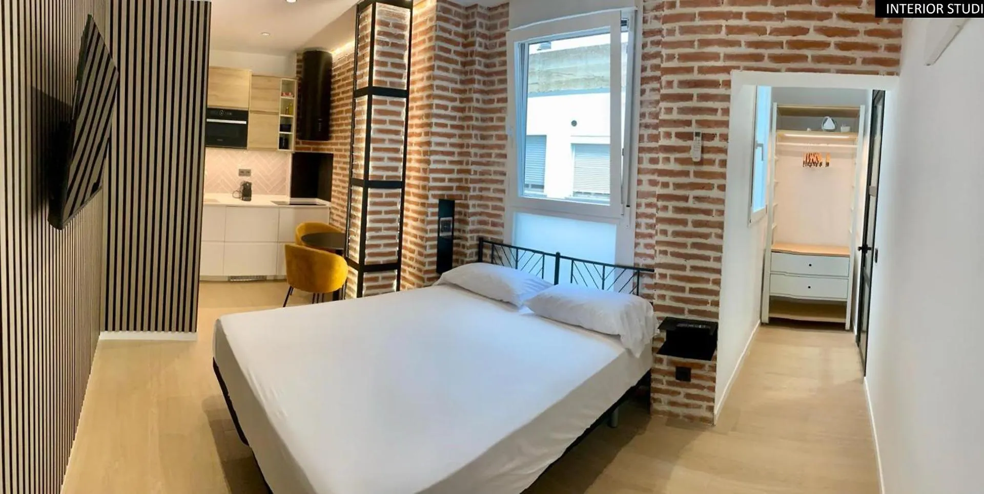 Ecopausa Beatas Studios Malaga
