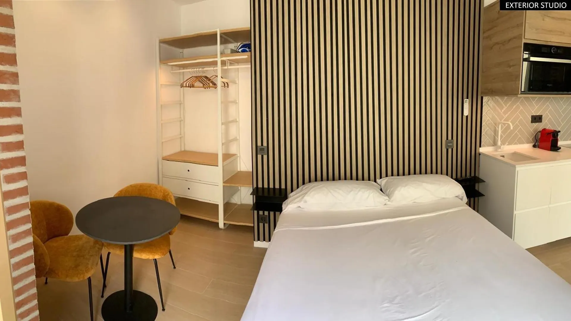 Ecopausa Beatas Studios Malaga 0*,  Spain